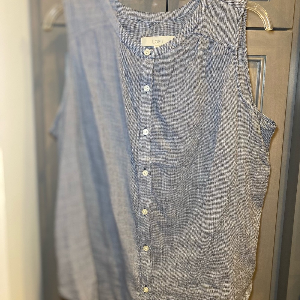 NWOT | LOFT | Sleeveless Button-down Top | XL | Blue and White Checked - Picture 2 of 4